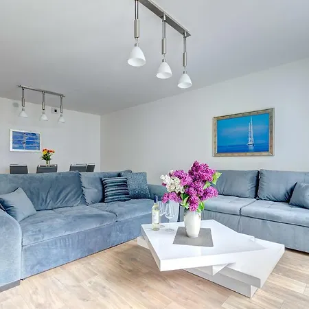 Baltic Plaza Premium Grande Γκντίνια